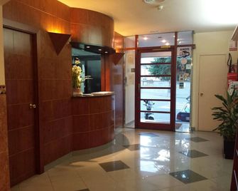 Hotel Sabiote - Pineda de Mar - Front desk