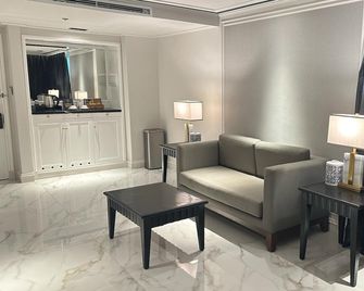 Grand Regal Hotel Davao - Davao - Soggiorno