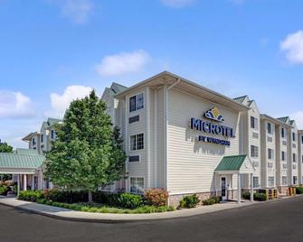 Microtel Inn & Suites by Wyndham Indianapolis Airport - Ιντιανάπολη - Κτίριο
