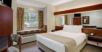 Microtel Inn & Suites by Wyndham Indianapolis Airport - אינדיאנאפוליס - חדר שינה