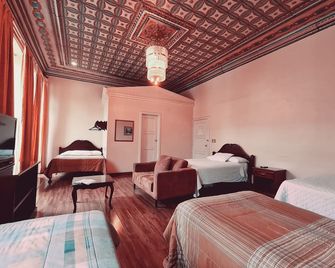 Hotel Chat Noir Cuenca - Cuenca - Slaapkamer