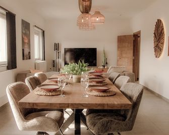 Résidence Alissa Charleroi Airport - Ransart - Dining room