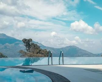 Moi Ella By Dbi - Ella - Piscina