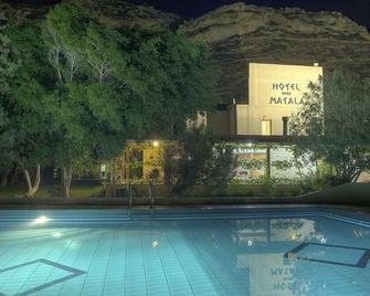 Hotel Neos Matala - Matala - Pool