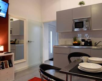 Apartment For 1 - 2 People - Bergisch Gladbach - Kitchen