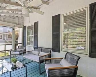 Historic Home in Downtown Purcellville - Purcellville - Patio