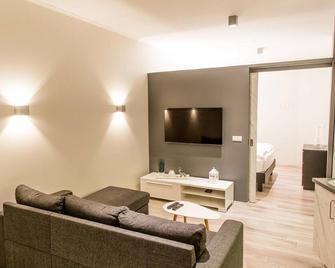 Lava Apartments - Akureyri - Living room