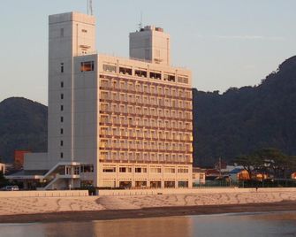 Nishiizu Matsuzaki Itoen Hotel - Matsuzaki - Edificio