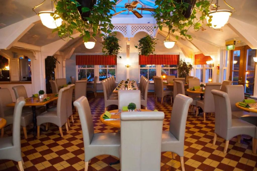 ألتون تاورز ستارجا زينج بودز