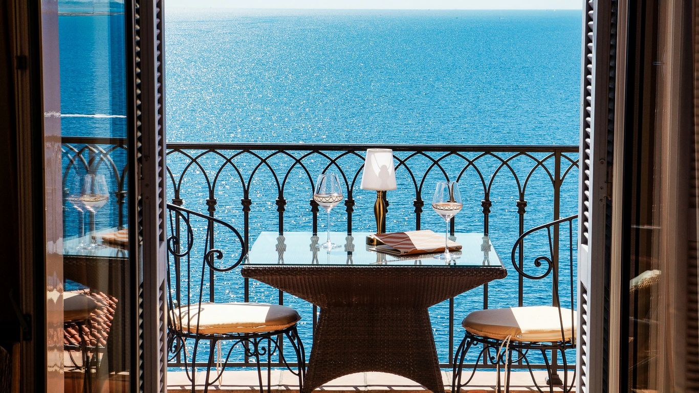 Hôtel La Pérouse Nice Baie des Anges