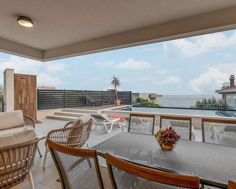 Awesome Home In Veliko Brdo With Wifi - Veliko Brdo - Balkon