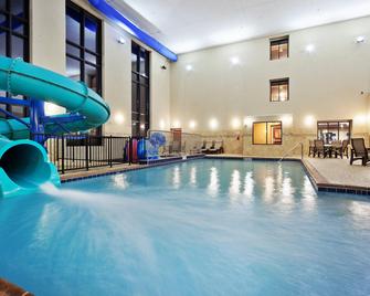 Holiday Inn Express & Suites Great Falls By IHG - גרייט פולס - בריכה