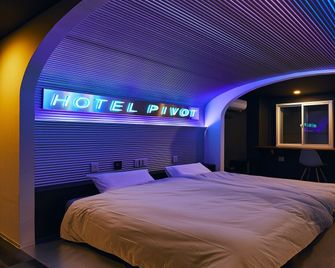 Hotel Pivot Shinimamiya Ekimae - Osaka - Habitación