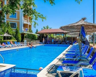 Vemara Club - Byala (Varna) - Piscină