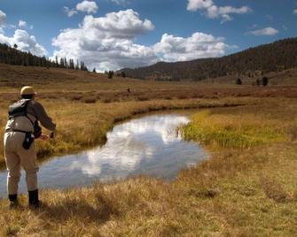 Get Out Of The Heat And Enjoy The Mountain Air, Catch Trophy Trout, Relax - Panguitch - Fitnessbereich