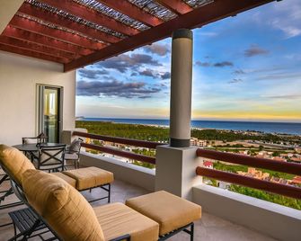 Breathtaking Sunset Ocean Views Fantastic 3bd Master-Suite - San José del Cabo - Balkon