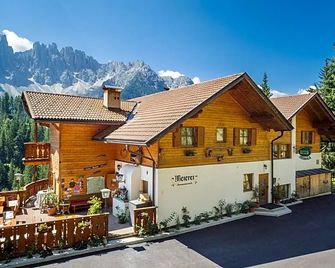 Gasthof Meierei - Carezza al Lago - Building