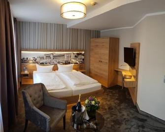 Hotel Schwarzer Adler Stendal - Stendal - Chambre