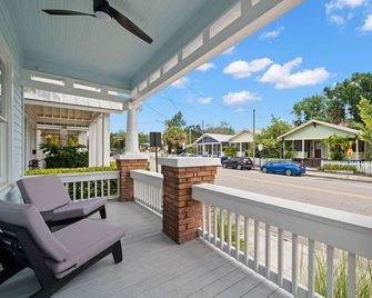 NEW Casa Fuente Ybor Bungalow Steps to 7th Ave - Tampa - Balkon