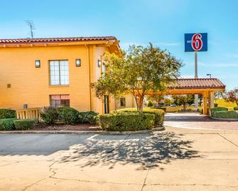 Motel 6 Monroe - Monroe - Edificio