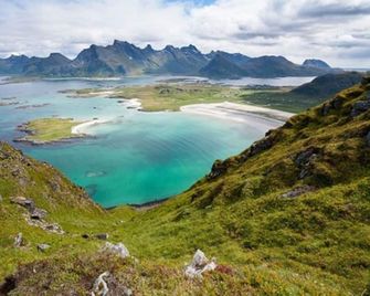 Lydersen Rorbuer - Fredvang