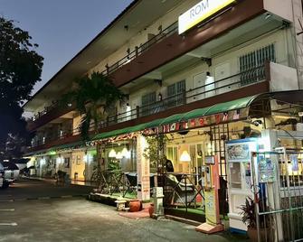 Aromdee Apartment - Pattaya - Building