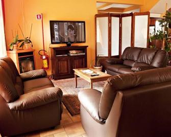 Hotel Ristorante Villa Pegaso - San Pietro Infine - Living room