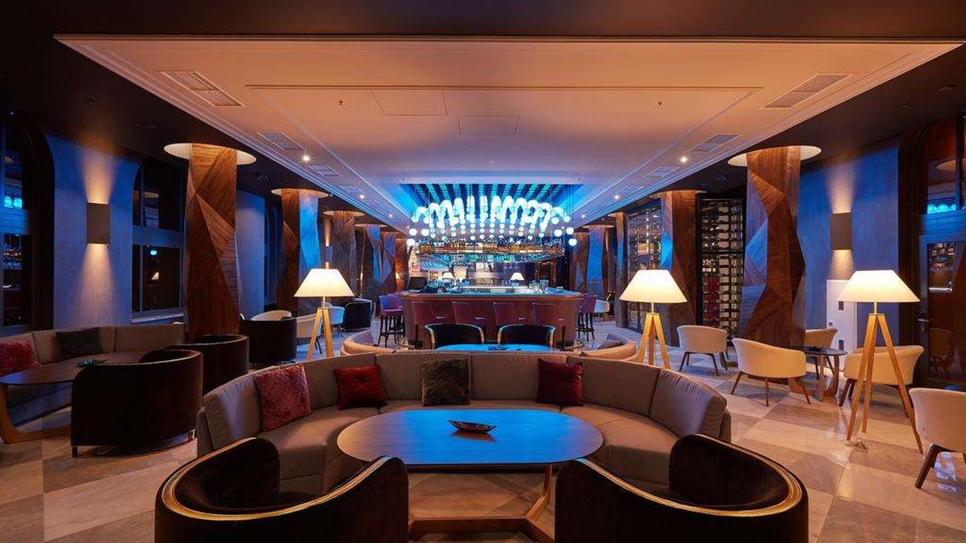 جراند هوتل لفيف كازينو آند سبا