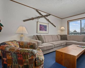 Convenient! On Free Bus Route - Balcony, Garage, W/D - Steamboat Springs - Sala de estar