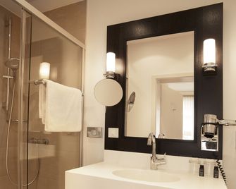 Hotel Villa Florentina - Fráncfort - Baño