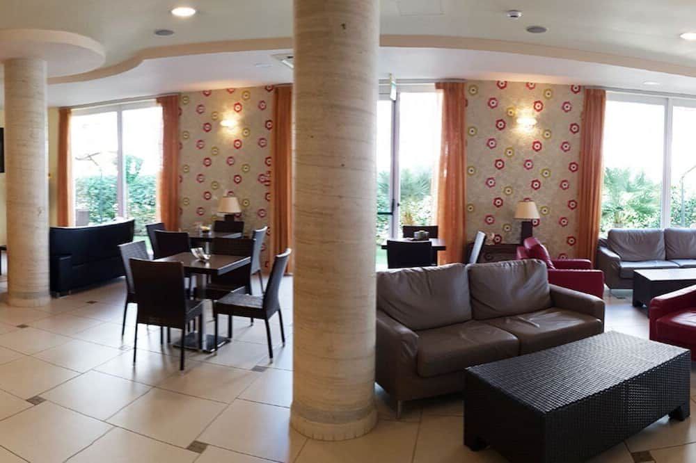 Hotel La Ninfea - Montesilvano