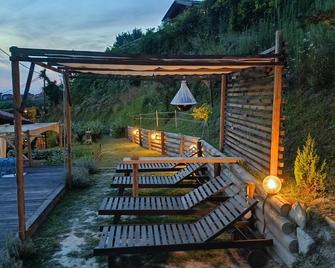 La Tana dello Scoiattolo - Adults Only - Murazzano - Patio