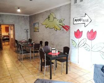Hostel One Momotown - Krakow - Restaurant