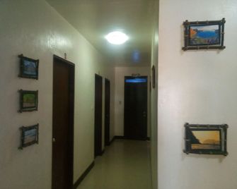El Nido One Hostel - El Nido - Hallway