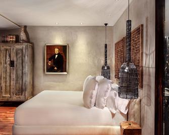 Claris Hotel & Spa Gl - Barcelona - Kamar Tidur