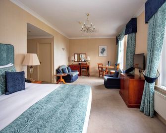 هوتل ميرامار - بورنماوث - غرفة نوم