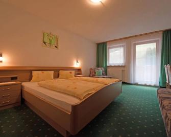 Hotel Sonja - Steinhaus - Schlafzimmer