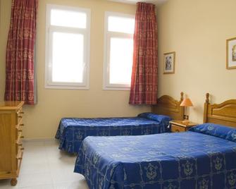 Apartamentos Boomerang I - Tamaduste - Schlafzimmer