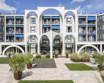 Brit Hotel du Lac - Saint-Paul-lès-Dax - Budova