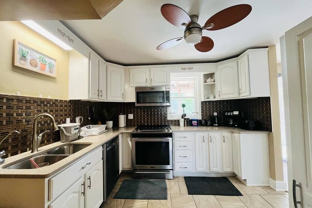 Welcome to our cozy/charming 2 Bedroom 1 Bath Apartment in Central Bridgewater - Bridgewater - Küche