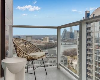 Cedar Door by Avantstay - Brand New Condo Room in Austin - Austin - Balcony