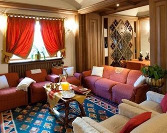 Hotel Aquila - Cortina d’Ampezzo - Wohnzimmer