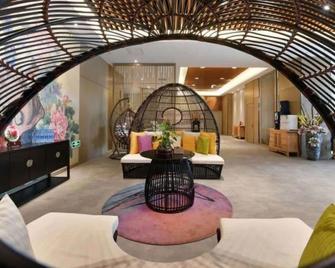 Luoyang Mehood Lestie Hotel Xiyuan - Luoyang - Lobi