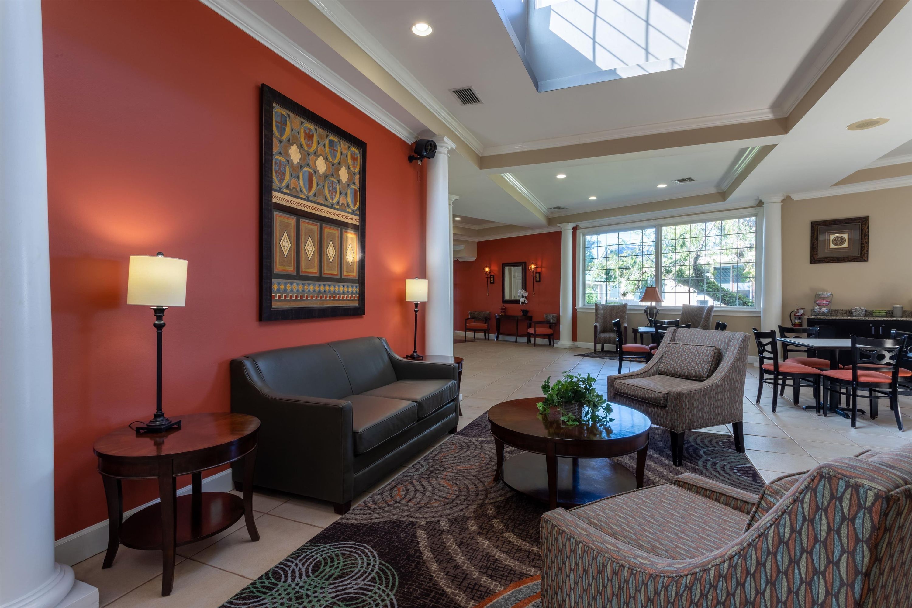 Travelodge by Wyndham Lakeland - Lakeland - Sala de estar