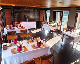Halong Marina Bay Cruise - Ha Long - Restaurant