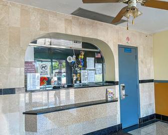 OYO Hotel Jonesboro Near Atlanta Airport - Jonesboro - Receptie