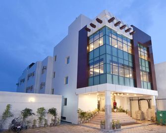 Hotel Deviram Palace - Agra - Edificio