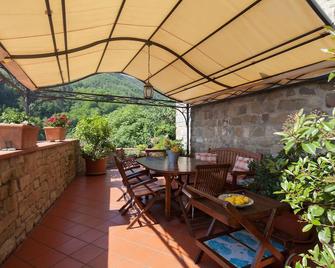 B&B La Pulce Dorata - Mulazzo - Patio