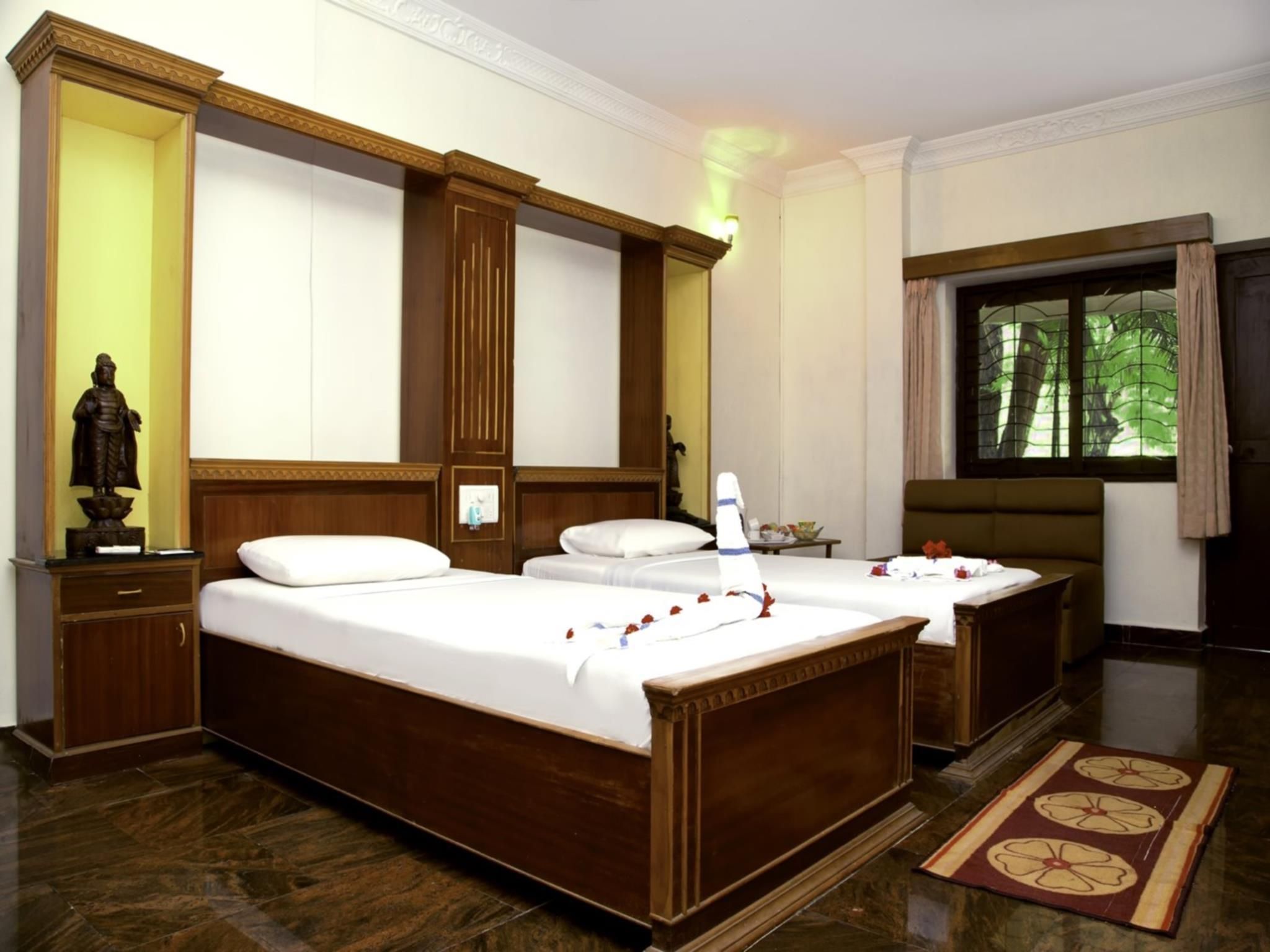 Hotel Sea Breeze at Mahabalipuram