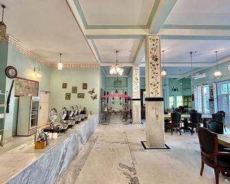 Umaid Palace - A Lakeside Heritage Palace Resort Near Jaipur Close to Bhangarh & Chand Baori Stepwell Abhaneri - Dausa - Restaurante